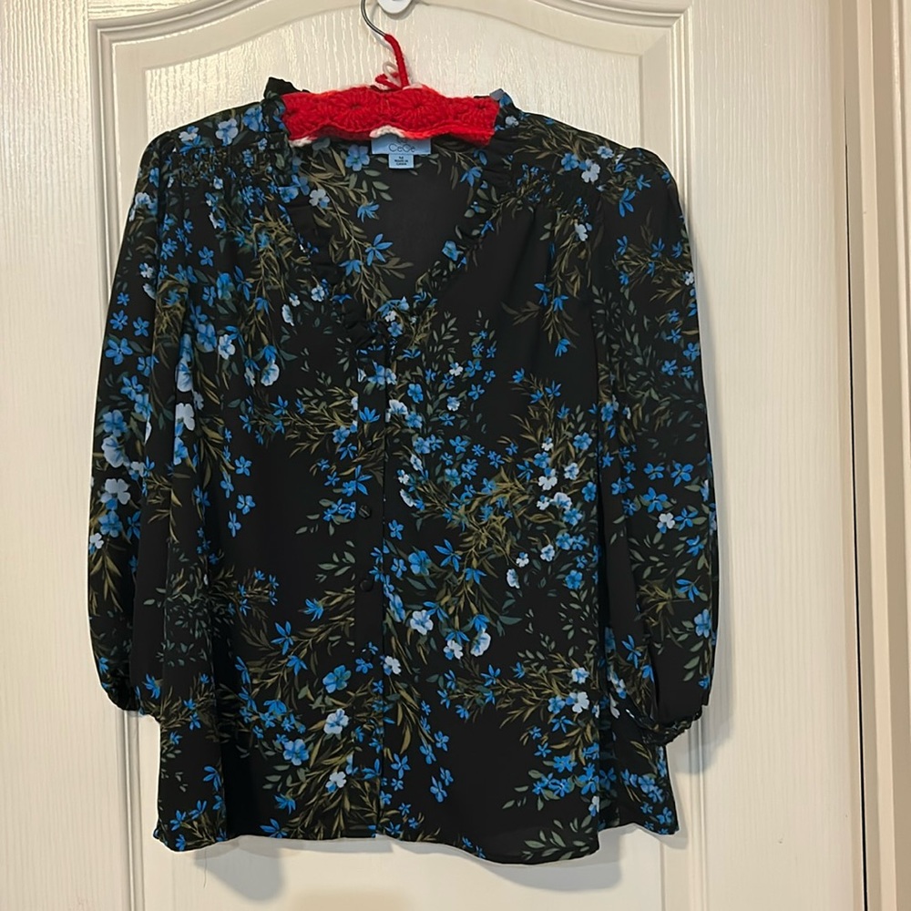 CeCe Medium Blouse Floral Black Blue Ruffle V-Neck Top Work Office Church